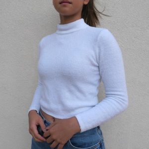 Urban outfitters white cropped turtleneck sweater